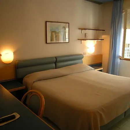 Hotel Ambasciatori Palace 4*