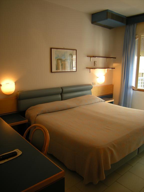 Hotel Ambasciatori Palace 4*